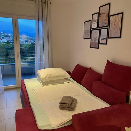 Portview Apartment Rijeka Eksteriør billede