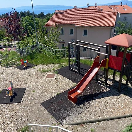 Portview Apartment Rijeka Eksteriør billede
