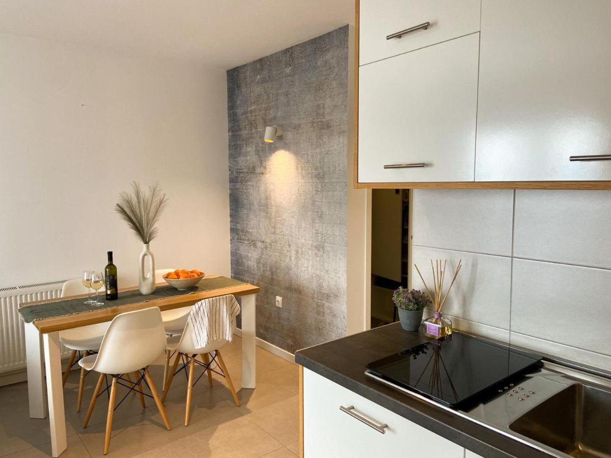 Portview Apartment Rijeka Eksteriør billede